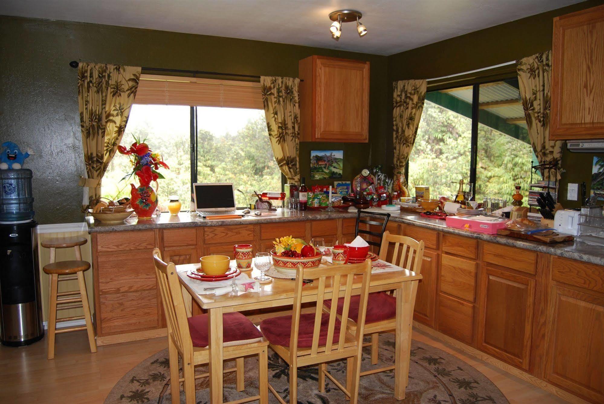 The Artist Cottage In Ohia Estates ボルケーノ エクステリア 写真